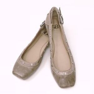 Gianni Bini Flats Square Toe Deal Maker